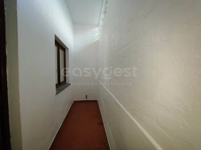 Loja para Arrendamento em Beja (Salvador e Santa Maria da Feira) Foto 8