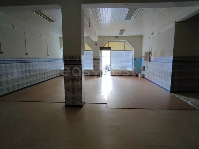 Loja para Arrendamento em Beja (Salvador e Santa Maria da Feira) Foto 11