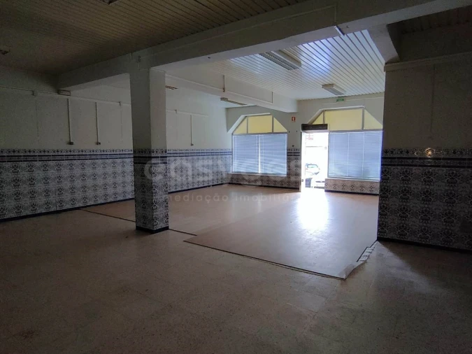 Loja para Arrendamento em Beja (Salvador e Santa Maria da Feira) Foto 12
