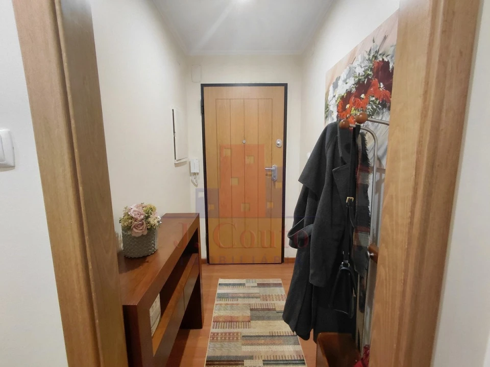 Apartamento T2 para Arrendamento em Nossa Senhora do Pópulo, Coto e São Gregório Foto 6