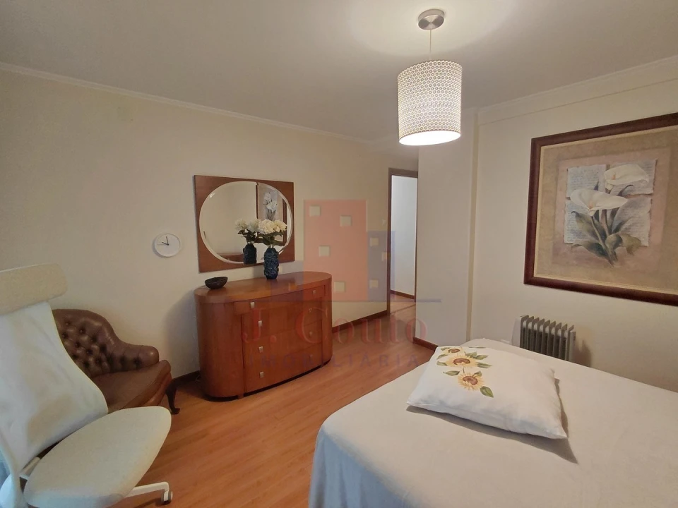 Apartamento T2 para Arrendamento em Nossa Senhora do Pópulo, Coto e São Gregório Foto 20