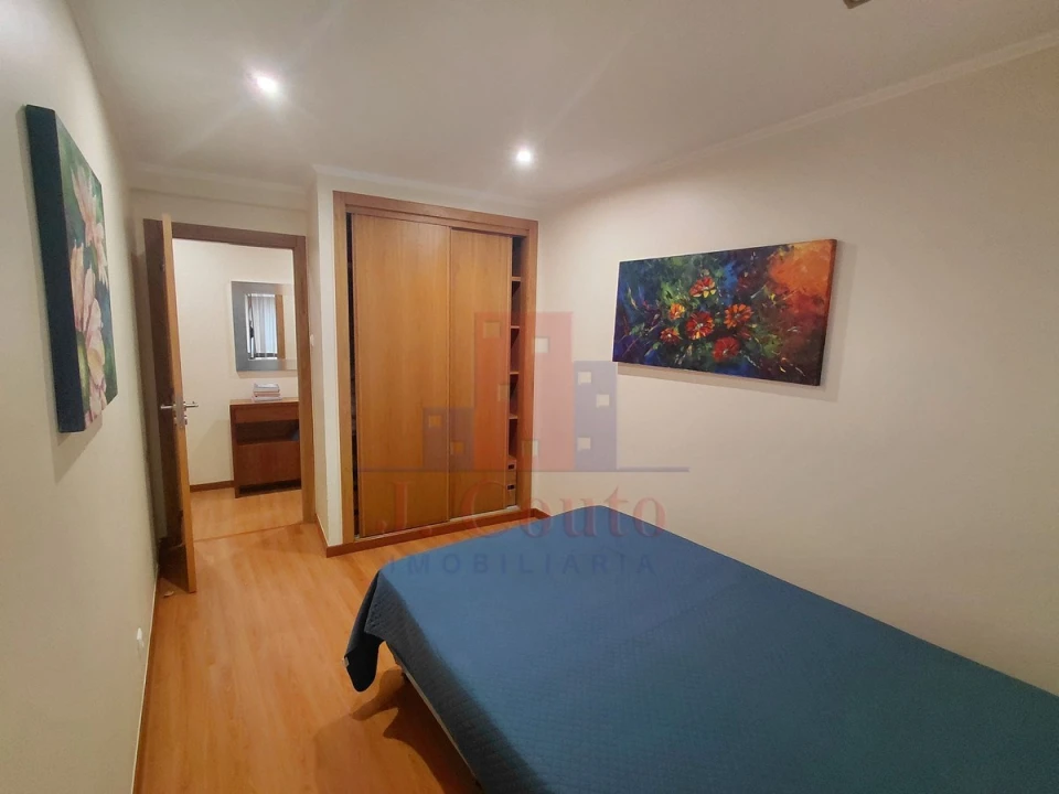 Apartamento T2 para Arrendamento em Nossa Senhora do Pópulo, Coto e São Gregório Foto 24