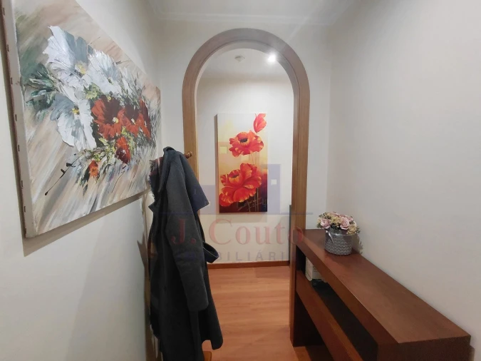 Apartamento T2 para Arrendamento em Nossa Senhora do Pópulo, Coto e São Gregório Foto 7