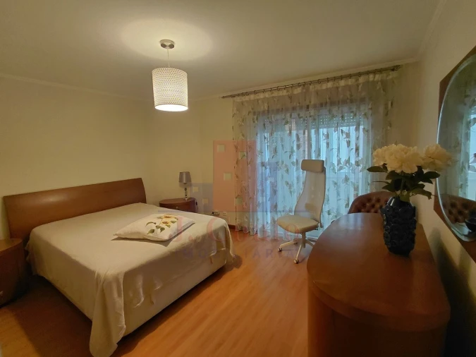 Apartamento T2 para Arrendamento em Nossa Senhora do Pópulo, Coto e São Gregório Foto 21