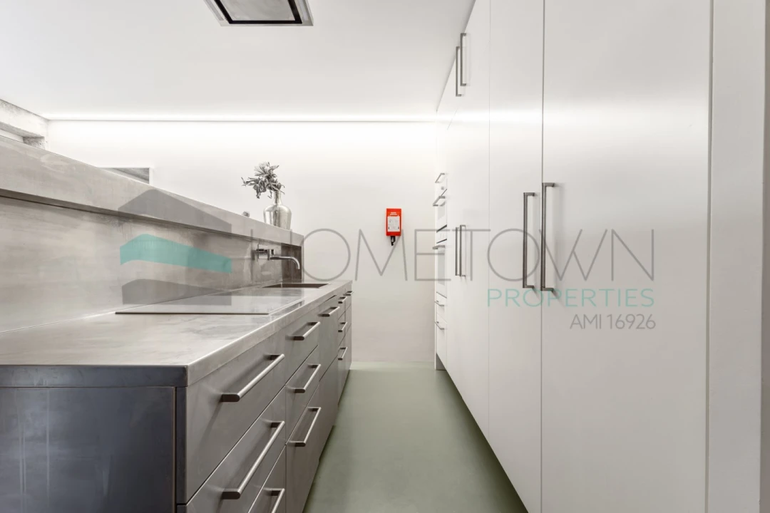 Apartamento T2 para Venda em Quarteira Foto 13