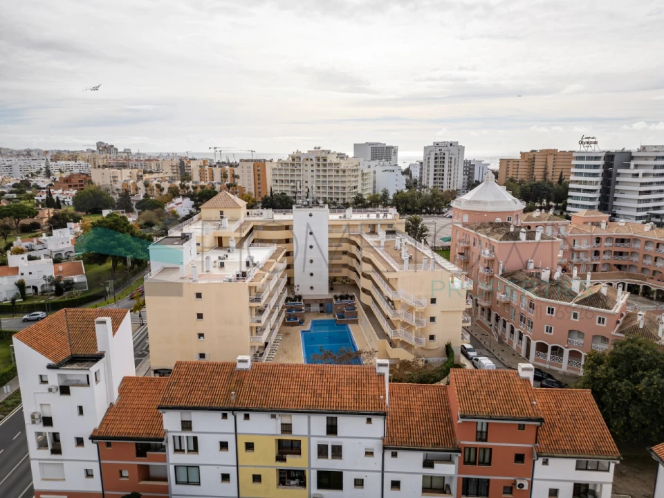 Apartamento T2 para Venda em Quarteira Foto 29