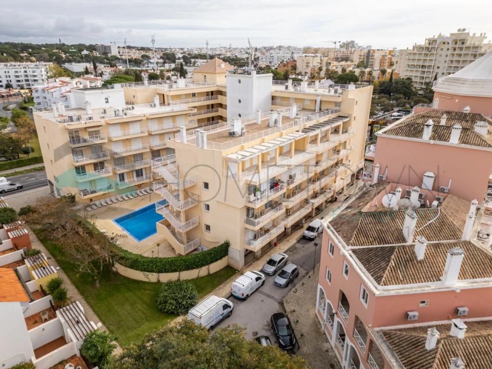 Apartamento T2 para Venda em Quarteira Foto 27