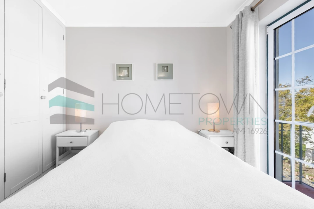 Apartamento T2 para Venda em Quarteira Foto 17