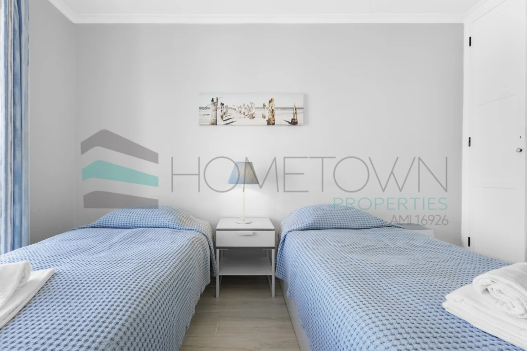 Apartamento T2 para Venda em Quarteira Foto 24