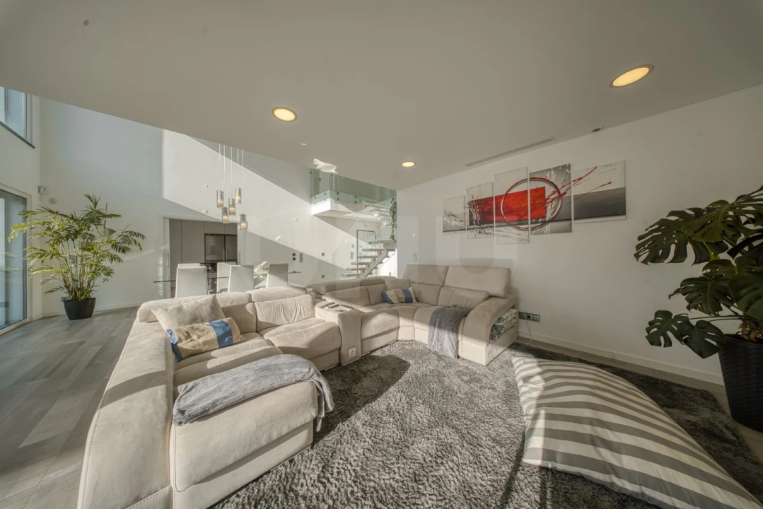 Moradia T4 para Venda em Charneca de Caparica e Sobreda Foto 23