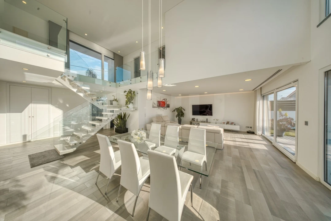 Moradia T4 para Venda em Charneca de Caparica e Sobreda Foto 26