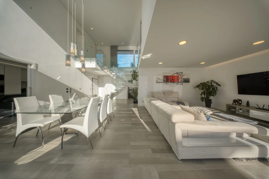 Moradia T4 para Venda em Charneca de Caparica e Sobreda Foto 31