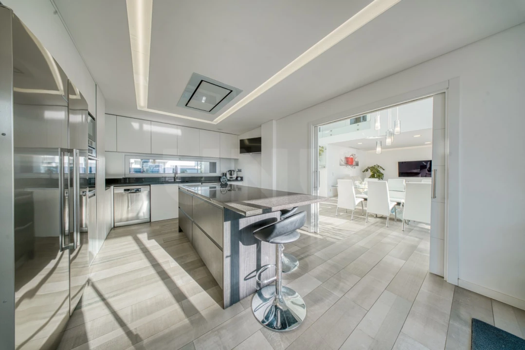 Moradia T4 para Venda em Charneca de Caparica e Sobreda Foto 38