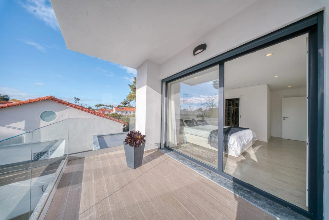 Moradia T4 para Venda em Charneca de Caparica e Sobreda Foto 72