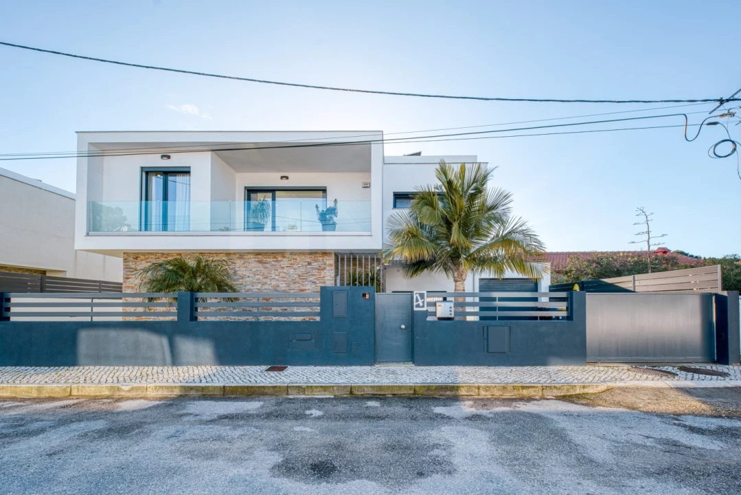 Moradia T4 para Venda em Charneca de Caparica e Sobreda Foto 78