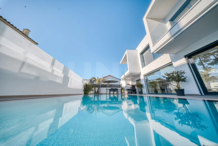 Moradia T4 para Venda em Charneca de Caparica e Sobreda Foto 5