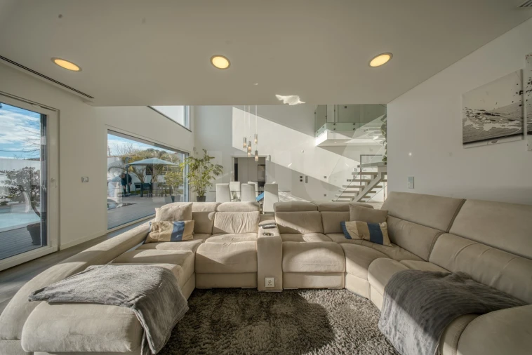 Moradia T4 para Venda em Charneca de Caparica e Sobreda Foto 28