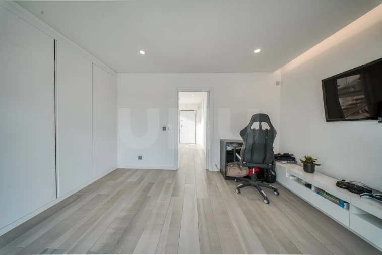 Moradia T4 para Venda em Charneca de Caparica e Sobreda Foto 44