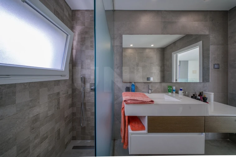 Moradia T4 para Venda em Charneca de Caparica e Sobreda Foto 59