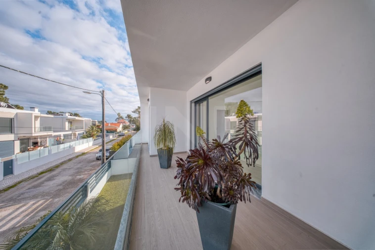 Moradia T4 para Venda em Charneca de Caparica e Sobreda Foto 67