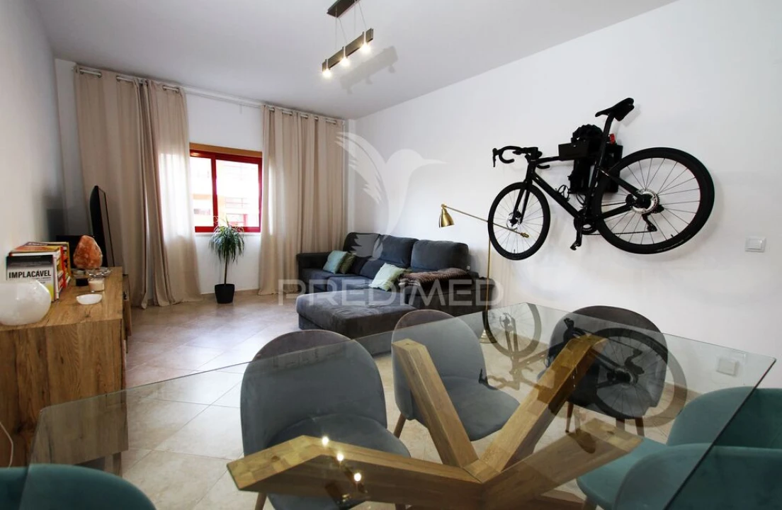 Apartamento T2 para Venda em Charneca de Caparica e Sobreda Foto 3