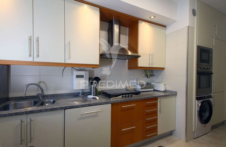 Apartamento T2 para Venda em Charneca de Caparica e Sobreda Foto 14