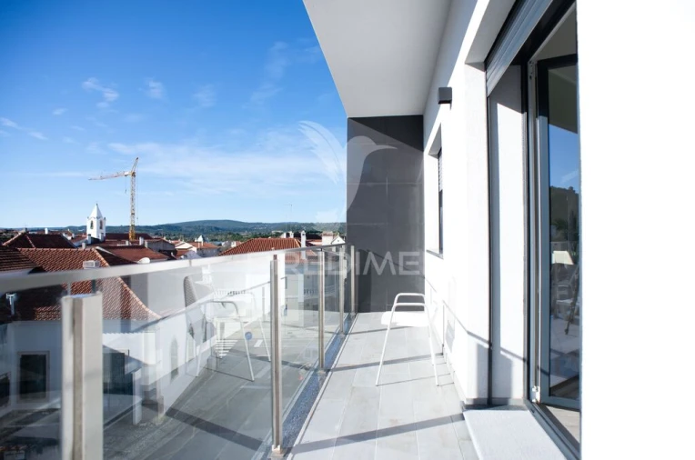 Apartamento T3 para Venda em Alcanena e Vila Moreira