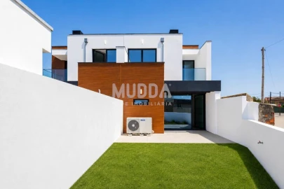 Moradia T4 para Venda em Aradas