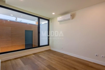 Moradia T4 para Venda em Aradas