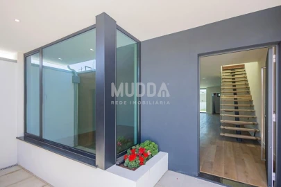 Moradia T4 para Venda em Aradas