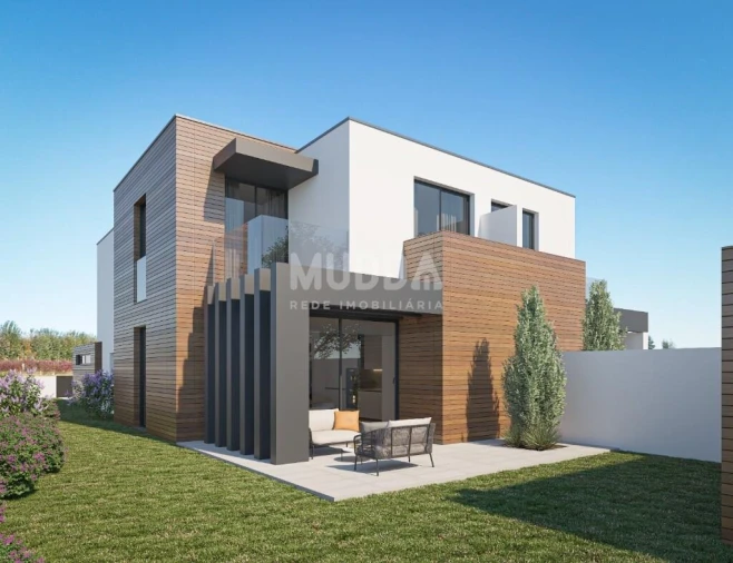 Moradia T4 para Venda em Aradas Foto 4