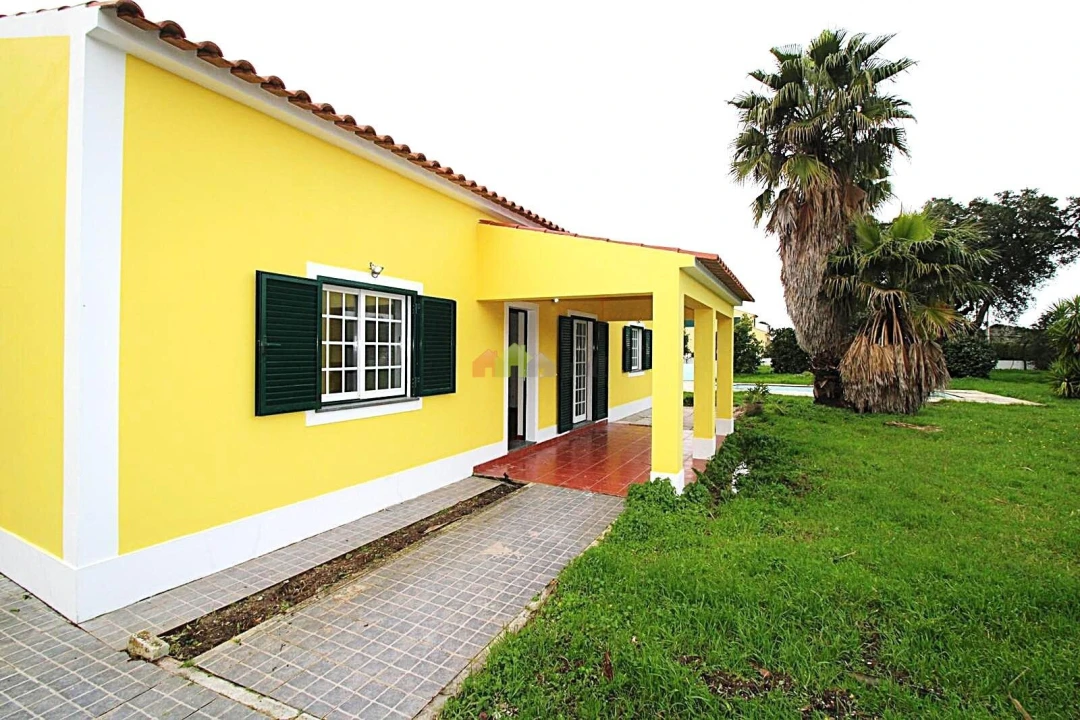 Moradia T3 para Venda em Glória do Ribatejo e Granho Foto 3