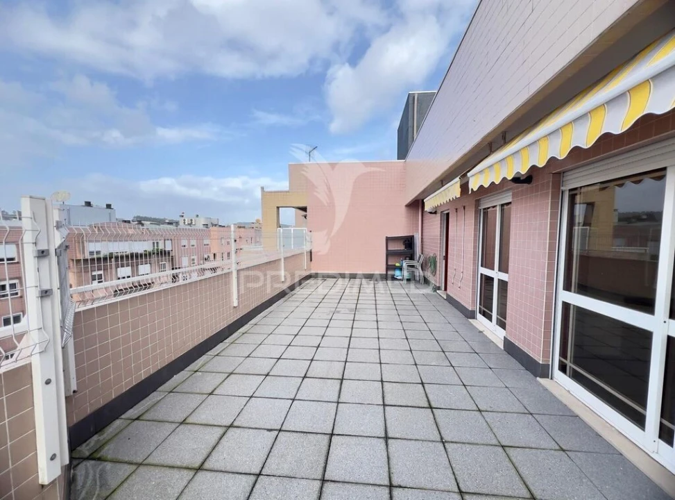 Apartamento T4 para Venda em Vila Nova de Famalicão e Calendário Foto 4