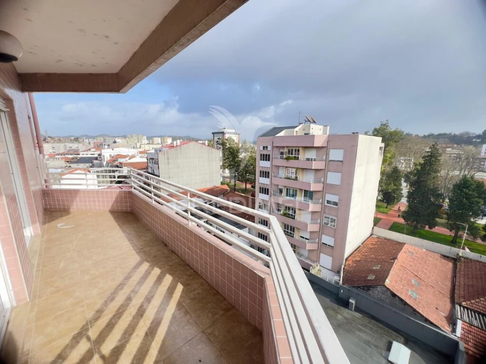 Apartamento T4 para Venda em Vila Nova de Famalicão e Calendário Foto 18