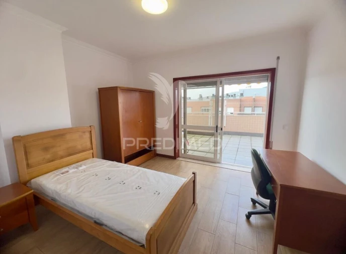 Apartamento T4 para Venda em Vila Nova de Famalicão e Calendário Foto 10