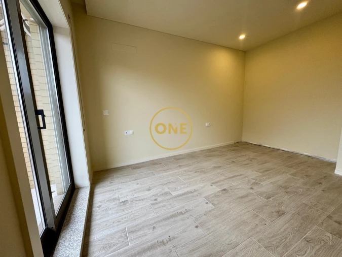 Apartamento T4 para Venda em Areias, Sequeirô, Lama e Palmeira