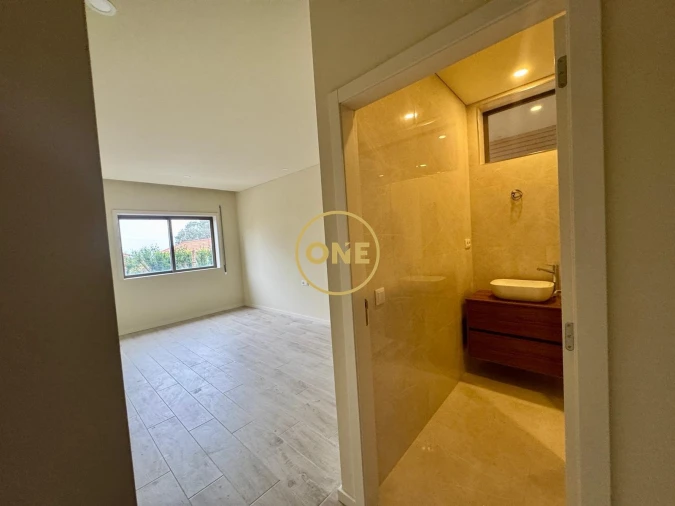 Apartamento T4 para Venda em Areias, Sequeirô, Lama e Palmeira Foto 5