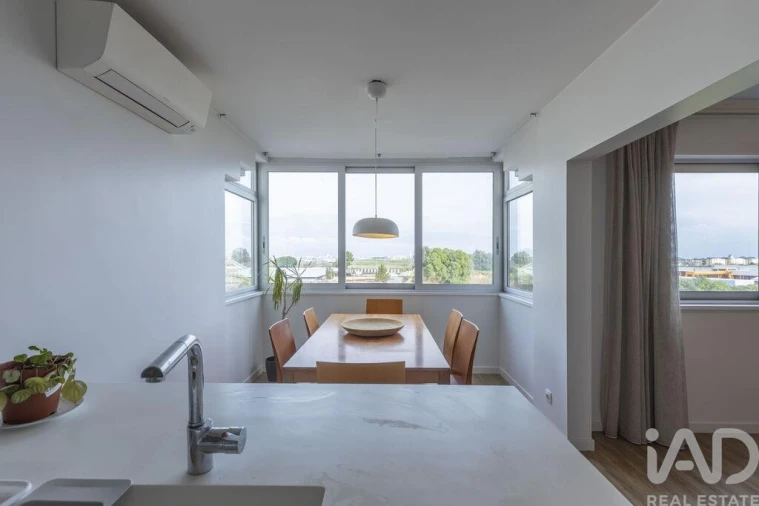 Apartamento T2 para Arrendamento em Lumiar Foto 15