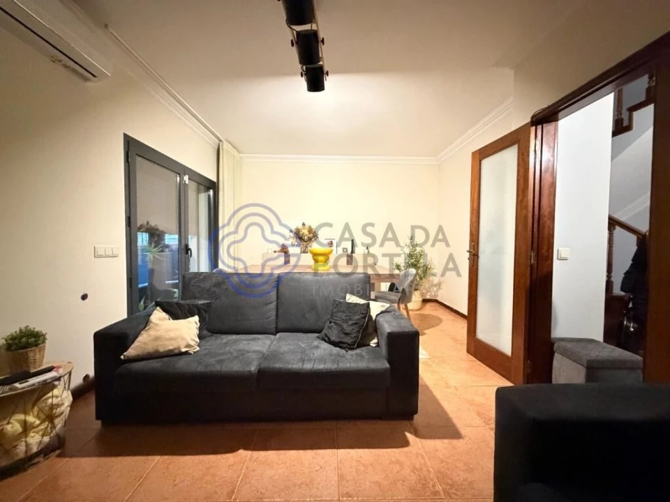 Moradia T4 para Venda em Campo e Sobrado Foto 6