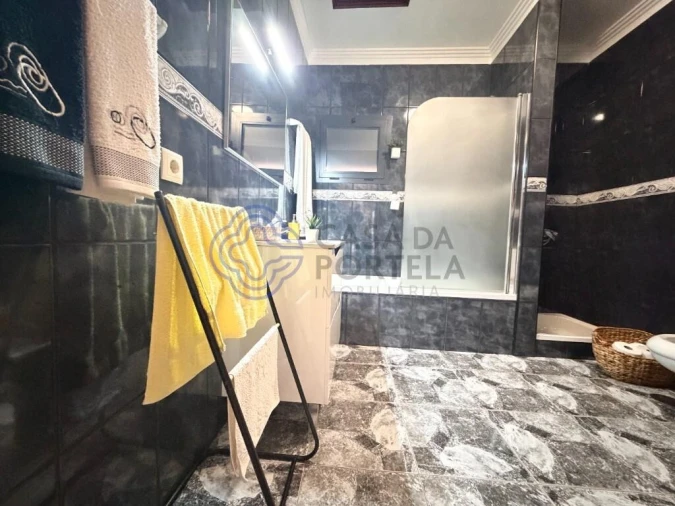 Moradia T4 para Venda em Campo e Sobrado Foto 15