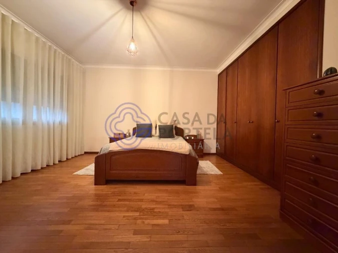 Moradia T4 para Venda em Campo e Sobrado Foto 16