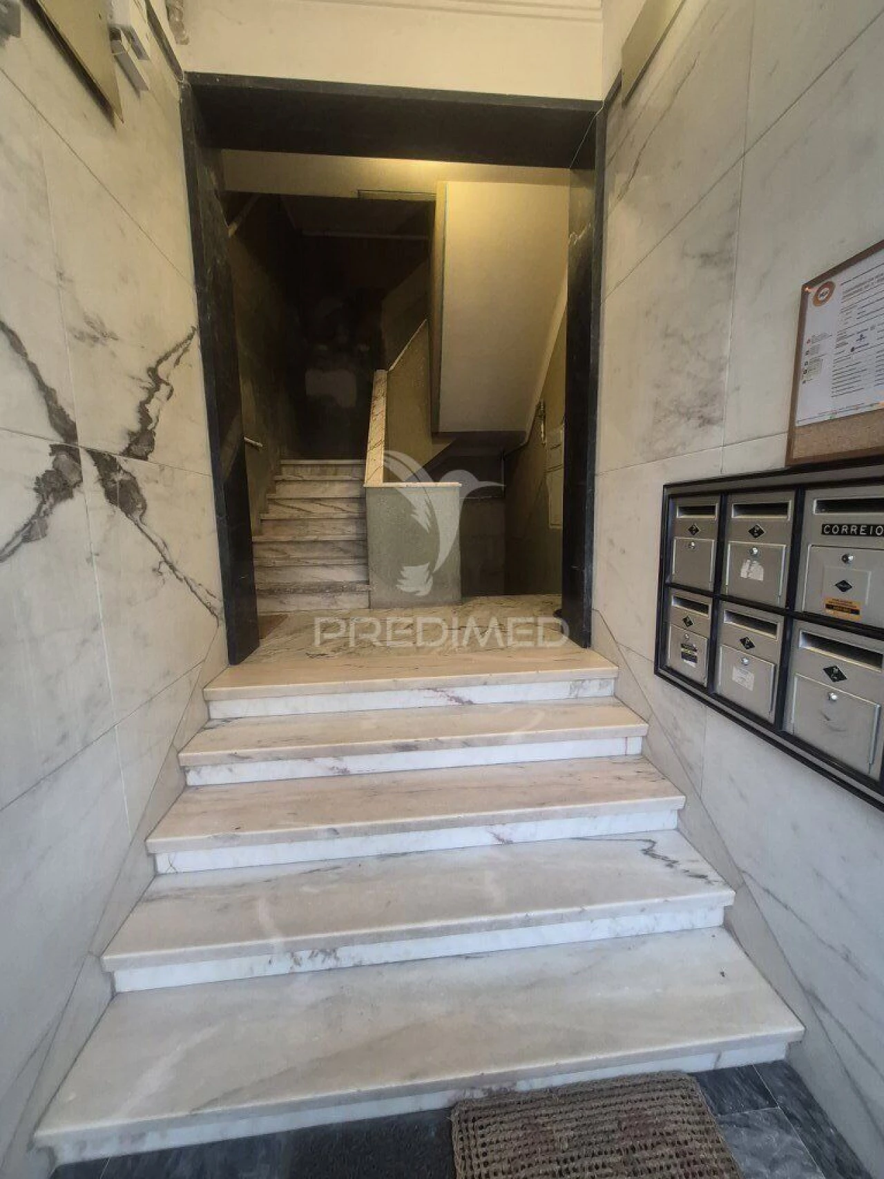 Apartamento T2 para Venda em Póvoa de Santo Adrião e Olival Basto Foto 16