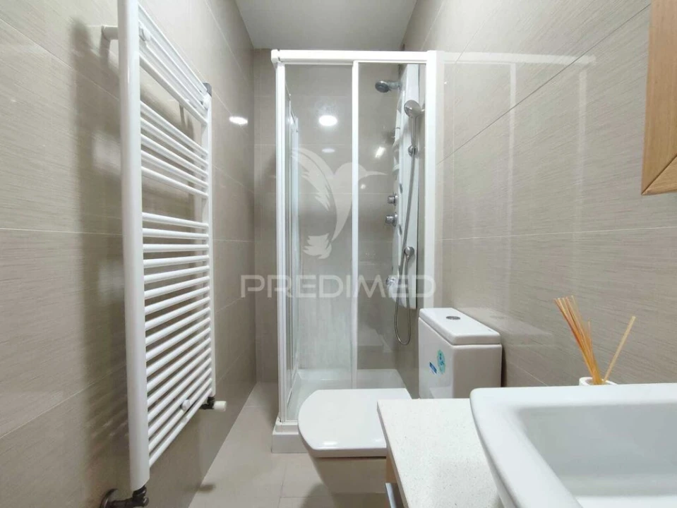 Apartamento T2 para Venda em Avelãs de Ambom e Rocamondo Foto 16