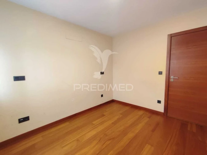 Apartamento T2 para Venda em Avelãs de Ambom e Rocamondo Foto 15