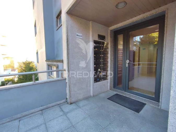 Apartamento T2 para Venda em Avelãs de Ambom e Rocamondo Foto 20