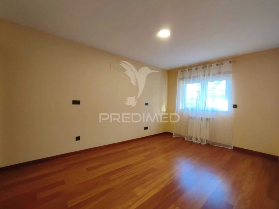 Apartamento T2 para Venda em Avelãs de Ambom e Rocamondo Foto 9