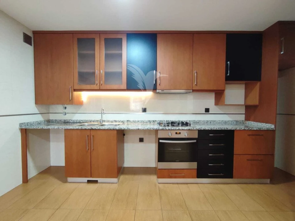 Apartamento T2 para Venda em Avelãs de Ambom e Rocamondo Foto 5