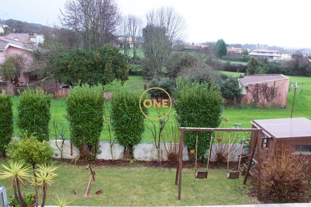 Moradia T3 para Venda em Folgosa Foto 23