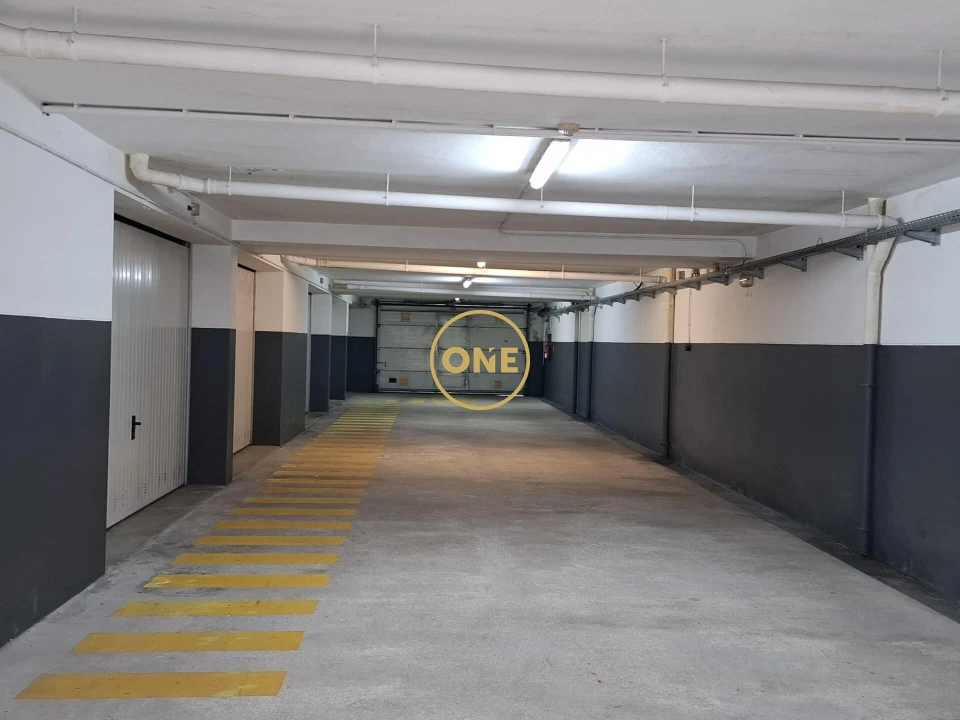 Moradia T3 para Venda em Folgosa Foto 24