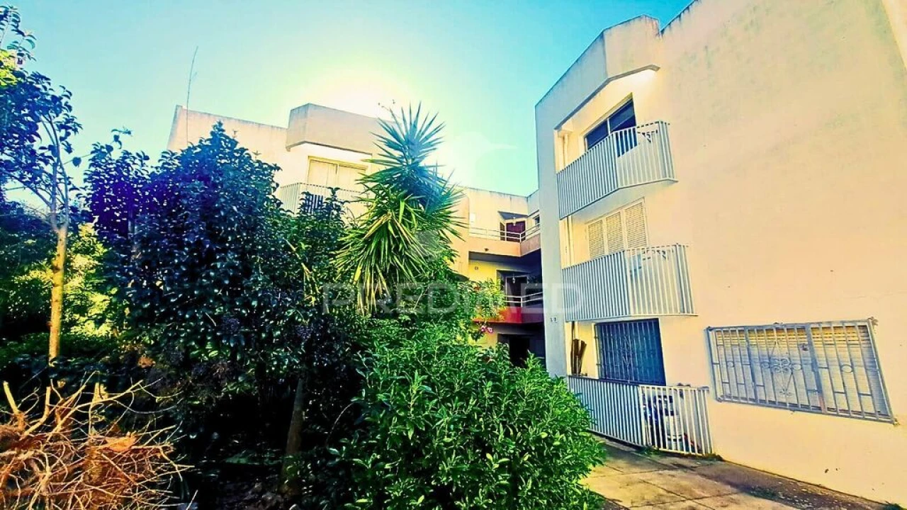Apartamento T3 para Venda em Paderne Foto 1